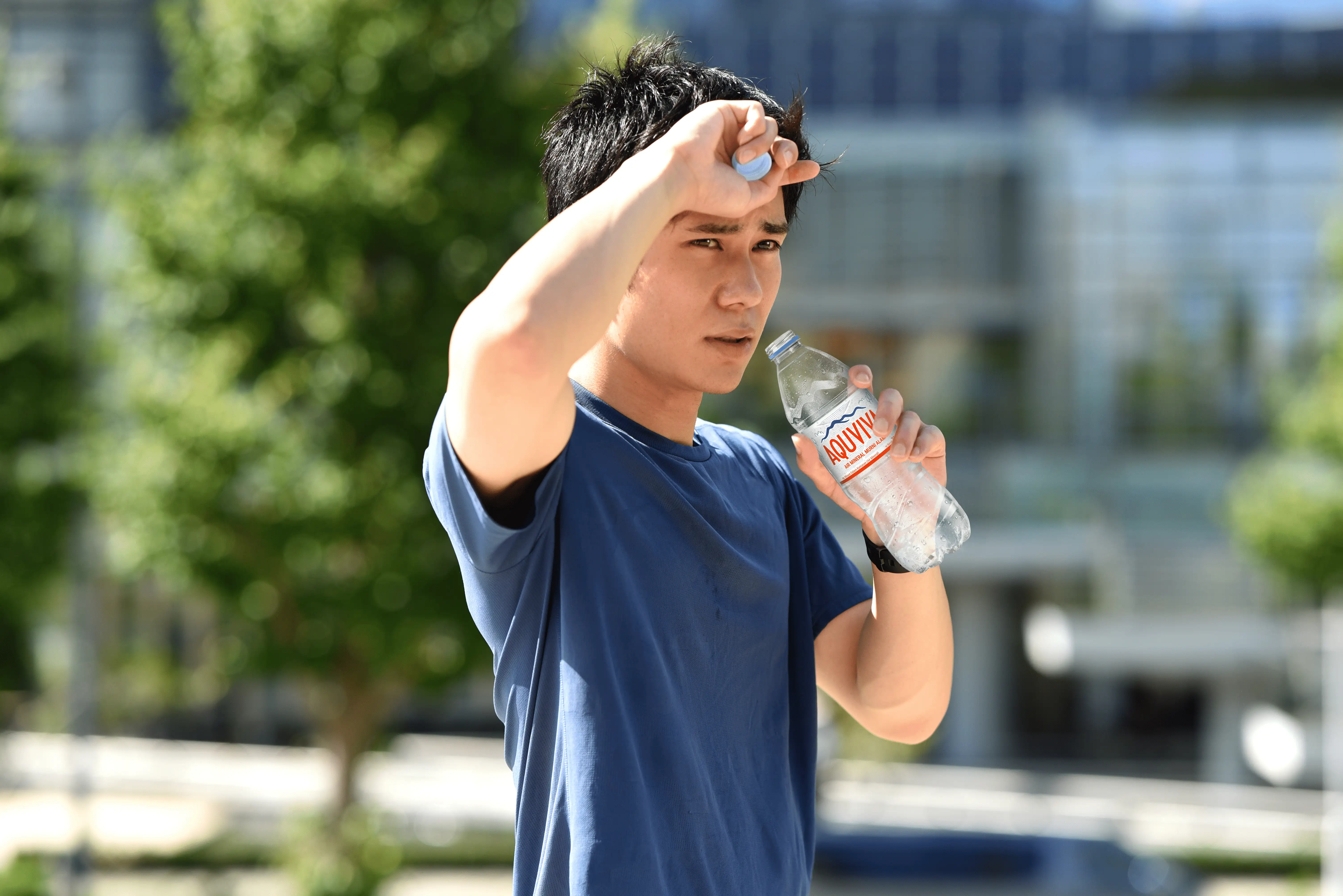 Jangan Sampai Tubuh Dehidrasi! Air Mineral AQUVIVA Berikan Kesejukkan di Tengah Heat Wave di Indonesia